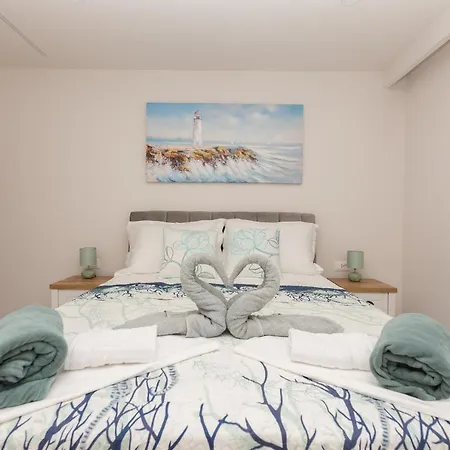 Luxury Lemon Sea & View Apartament *