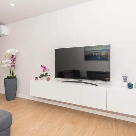 Luxury Lemon Sea & View Apartment *