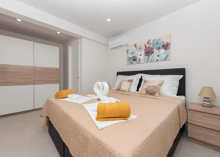 Luxury Lemon Sea & View